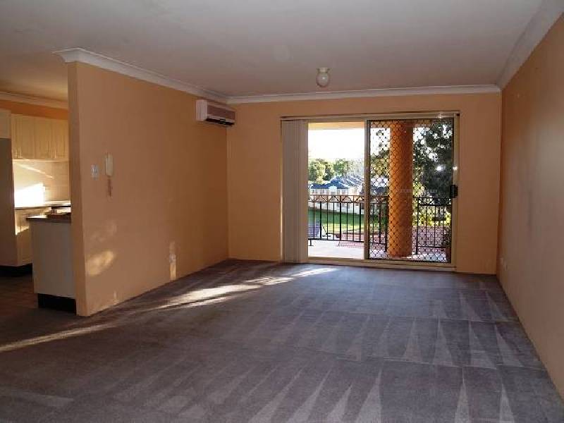 13/19-21 Thurston Street, Penrith NSW 2750