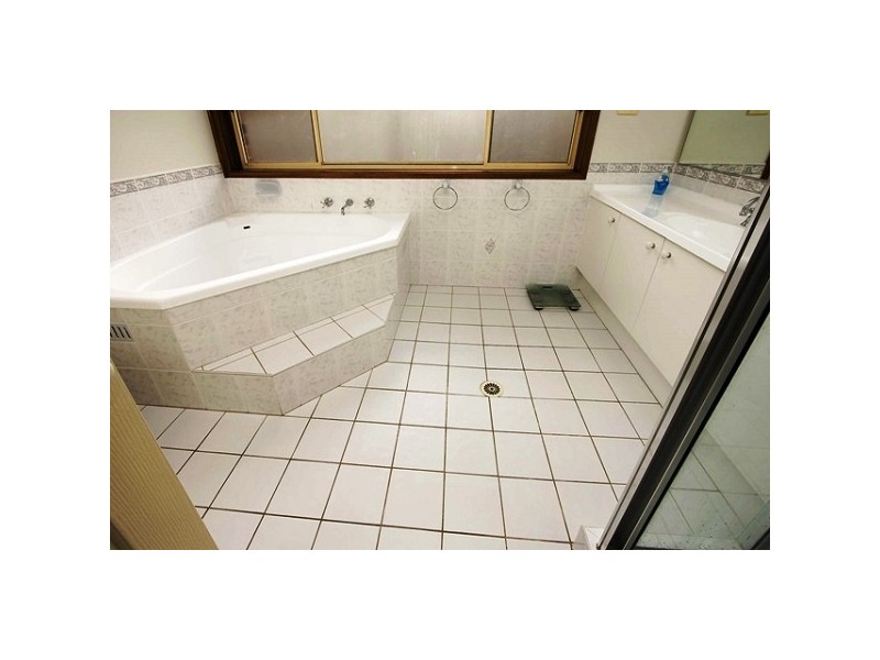 35 Floribunda Avenue, Glenmore Park NSW 2745