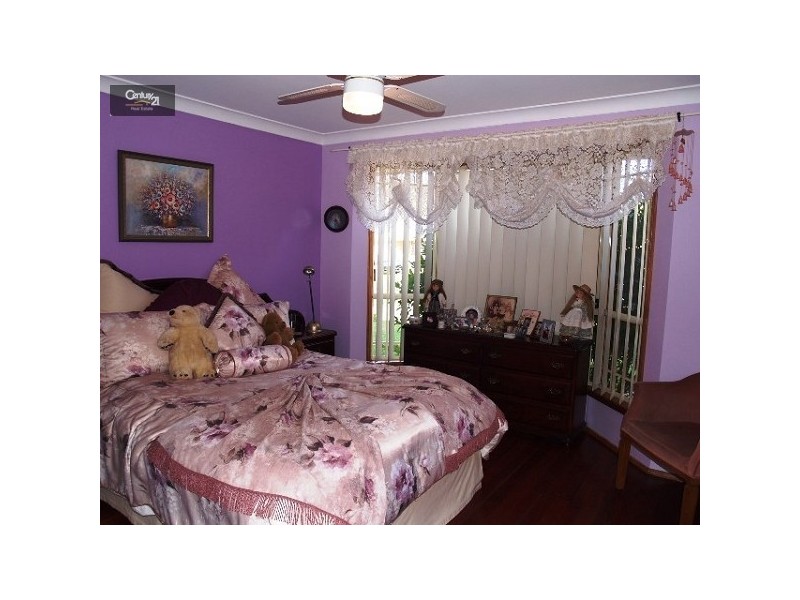 9 Carex Close, Glenmore Park NSW 2745