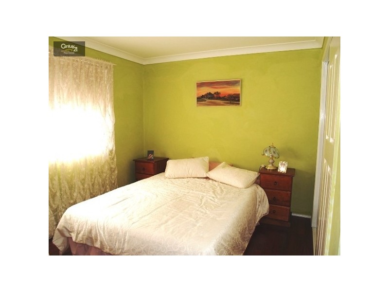 9 Carex Close, Glenmore Park NSW 2745