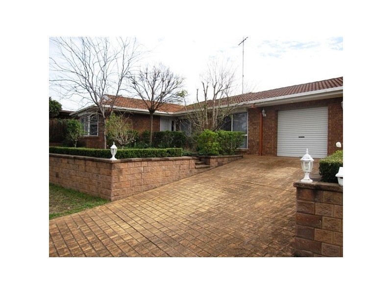 51 Sunflower Drive, Claremont Meadows NSW 2747