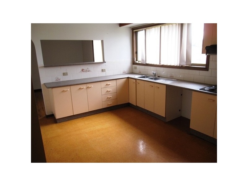 153 Sixth Avenue, Llandilo NSW 2747