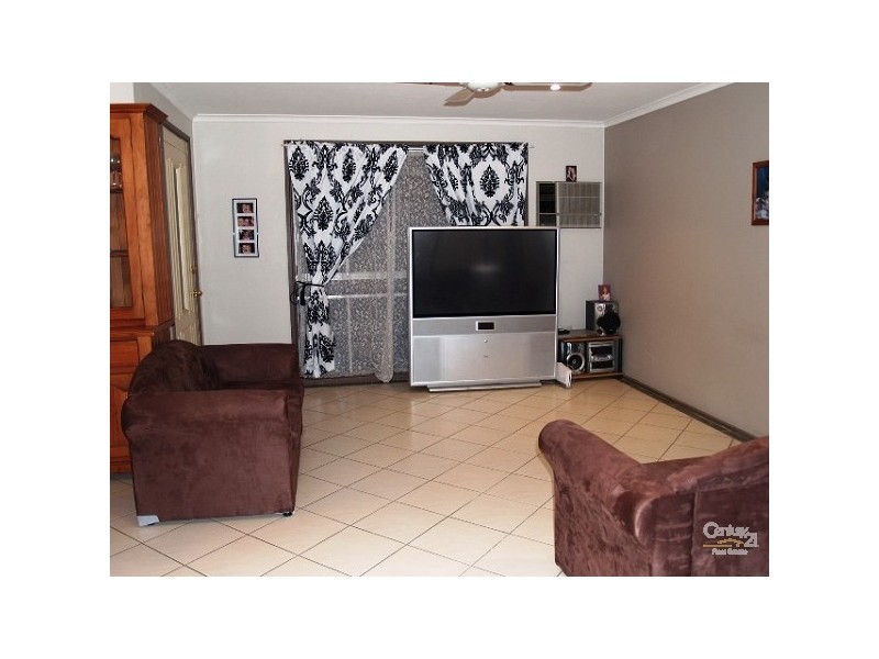 18 Sherringham Road, Cranebrook NSW 2749