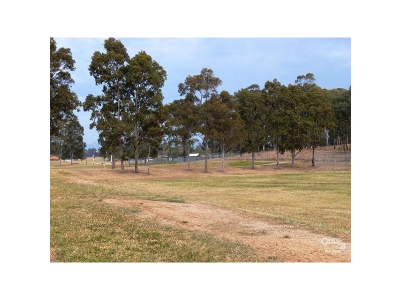 18 Sherringham Road, Cranebrook NSW 2749