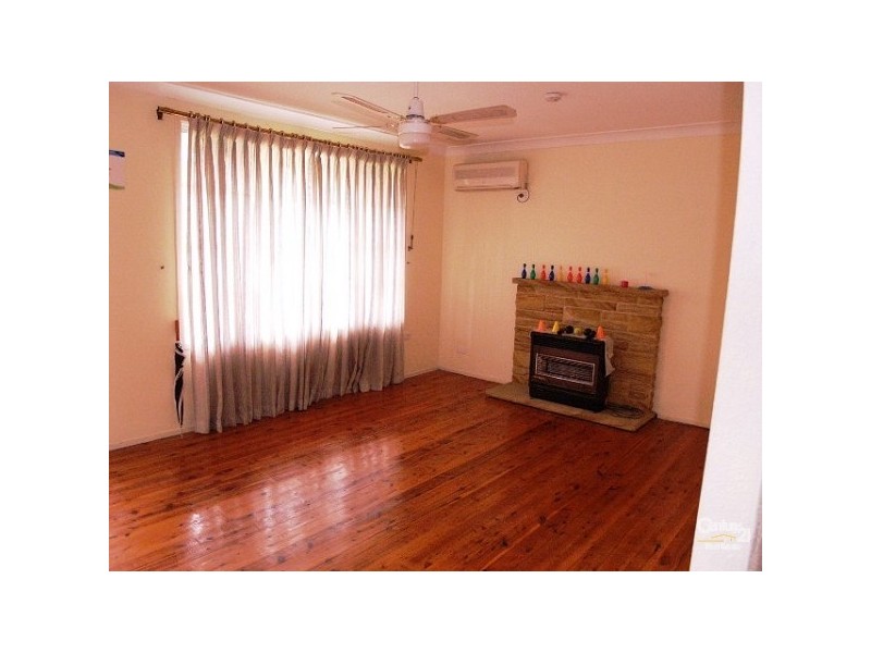 49 Holmegate Crescent, Cranebrook NSW 2749