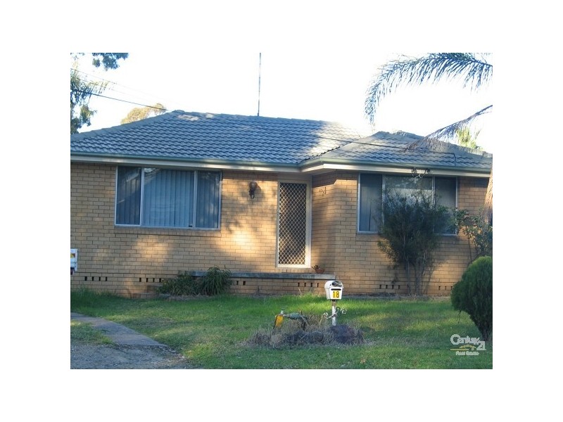 18 William Street, Cambridge Park NSW 2747