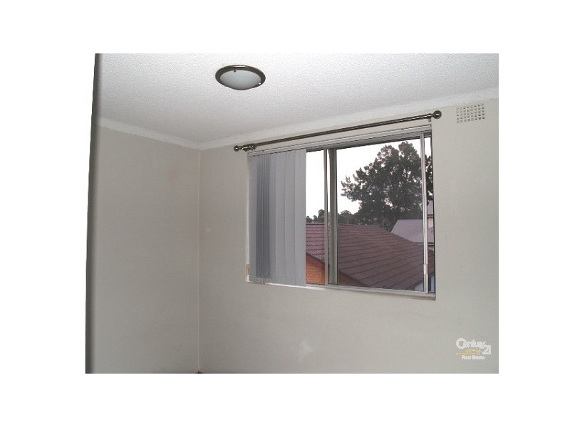 7/15  First Street, Kingswood NSW 2747