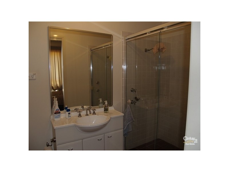 2/74 Evan Street, Penrith NSW 2750