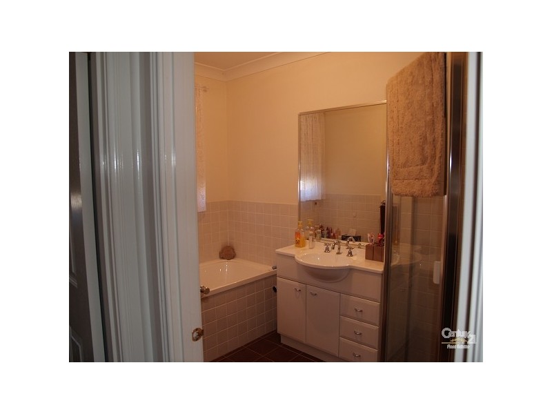 2/74 Evan Street, Penrith NSW 2750