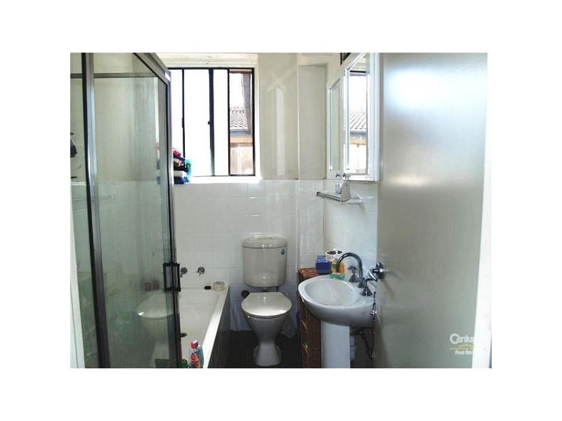 2/5 Preston Street, Penrith NSW 2750