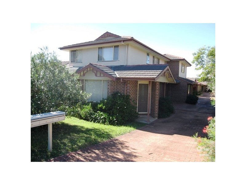 1/32 First Street, Kingswood NSW 2747