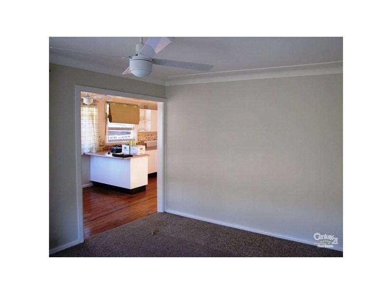 12 Cheltenahm Avenue, Cambridge Park NSW 2747