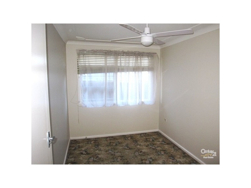 12 Cheltenahm Avenue, Cambridge Park NSW 2747