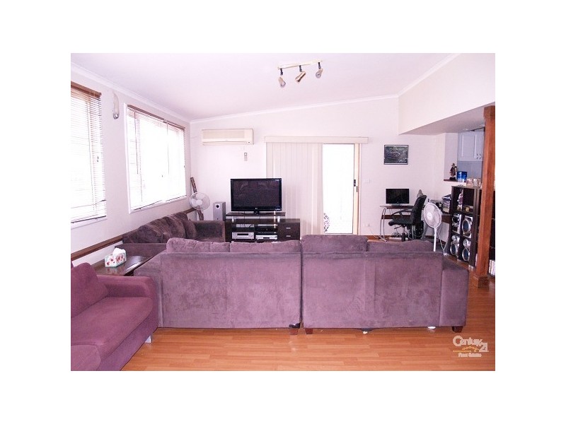 9 Goldmark Crescent, Cranebrook NSW 2749