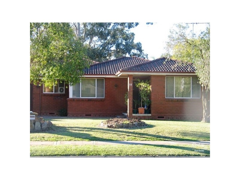 11 Ikin Street, South Penrith NSW 2750
