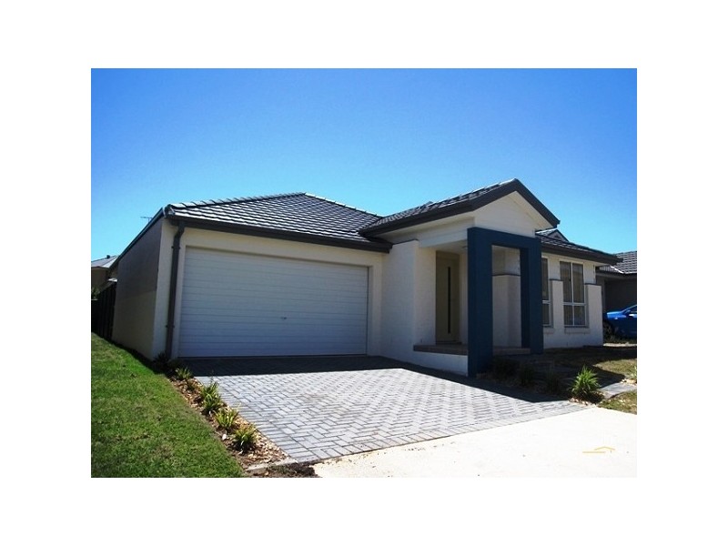 18 Maiden Avenue, Ropes Crossing NSW 2760