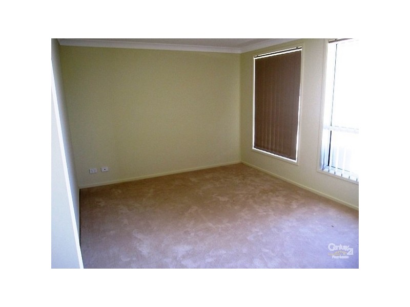 18 Maiden Avenue, Ropes Crossing NSW 2760