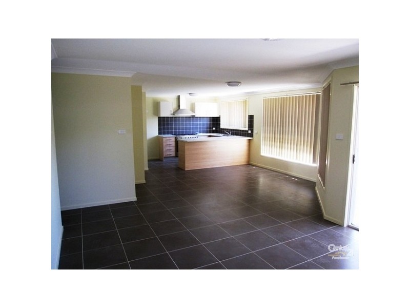 18 Maiden Avenue, Ropes Crossing NSW 2760