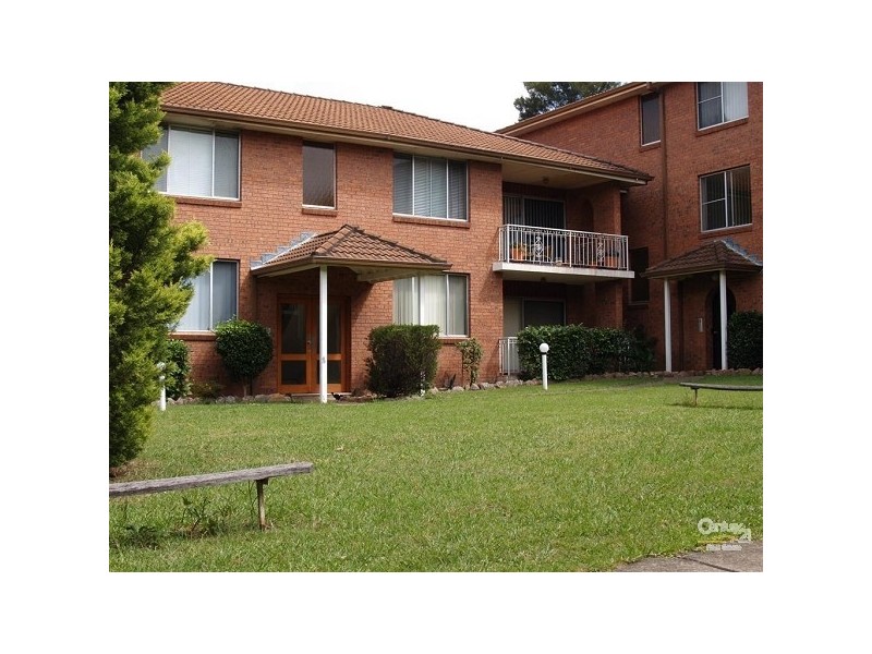 17/9-13  Rodgers Street, Kingswood NSW 2747