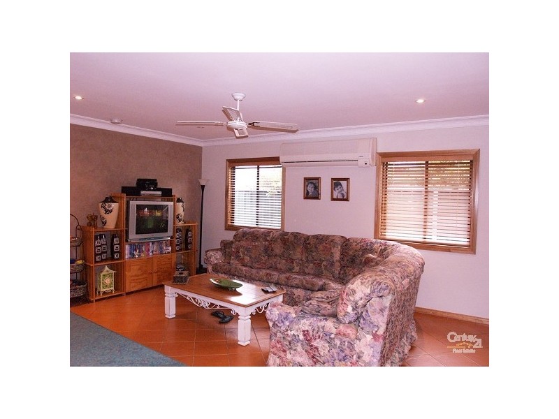 4 Newleaf Close, Werrington Downs NSW 2747