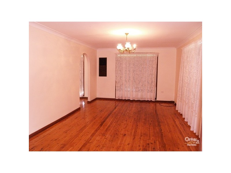 25 Little Street, Cambridge Park NSW 2747