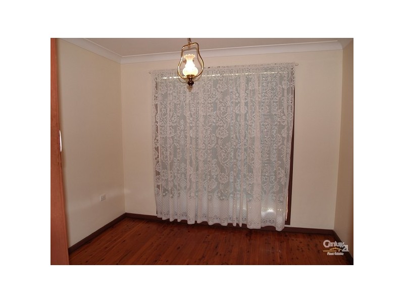 25 Little Street, Cambridge Park NSW 2747