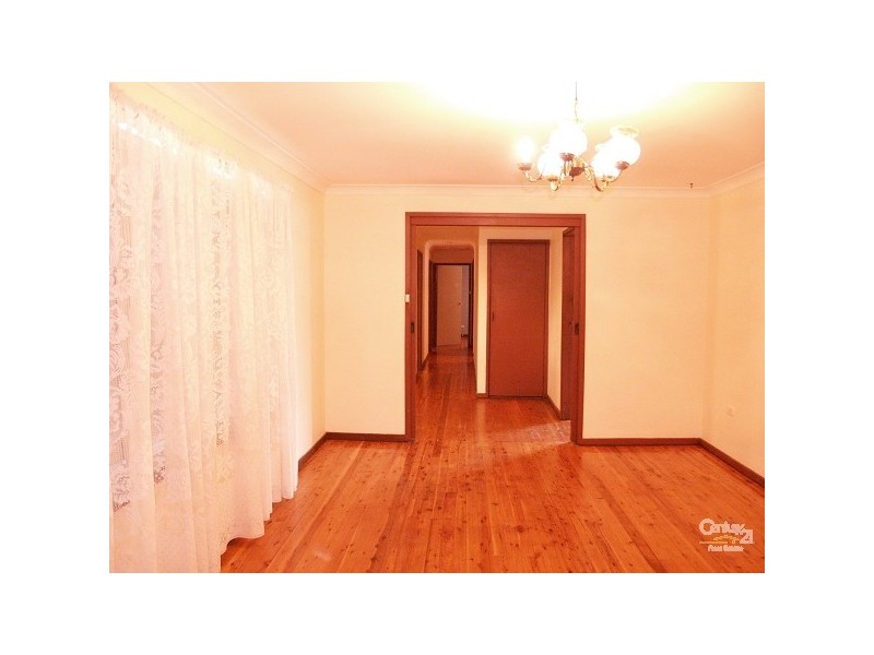 25 Little Street, Cambridge Park NSW 2747