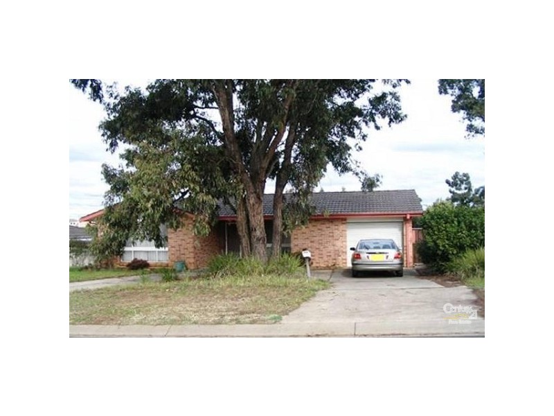 52 Chatsworth Drive, St Clair NSW 2759