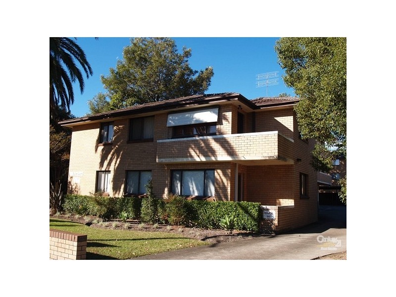 2/8 Macquarie Avenue, Penrith NSW 2750