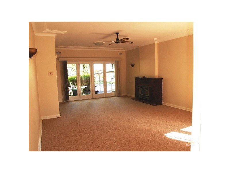 15 Jipp Street, Penrith NSW 2750