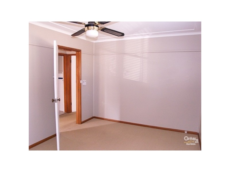 17 Butler Crescent, South Penrith NSW 2750