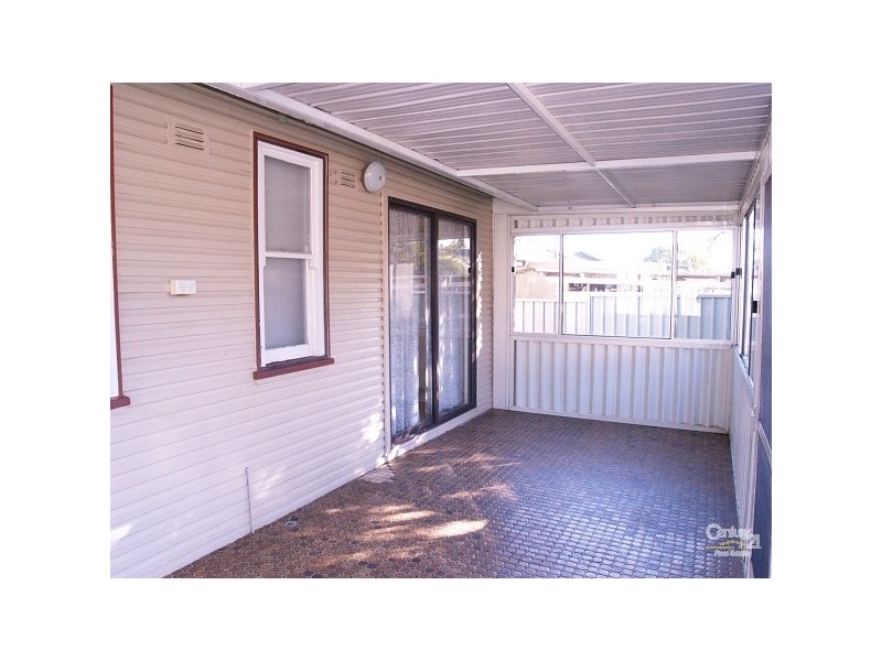 17 Butler Crescent, South Penrith NSW 2750