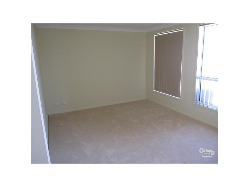 18 Maiden Avenue, Ropes Crossing NSW 2760