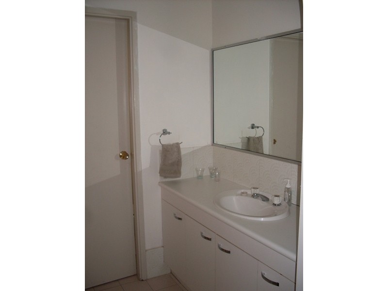 2/19 Tharkinna Close, Cranebrook NSW 2749