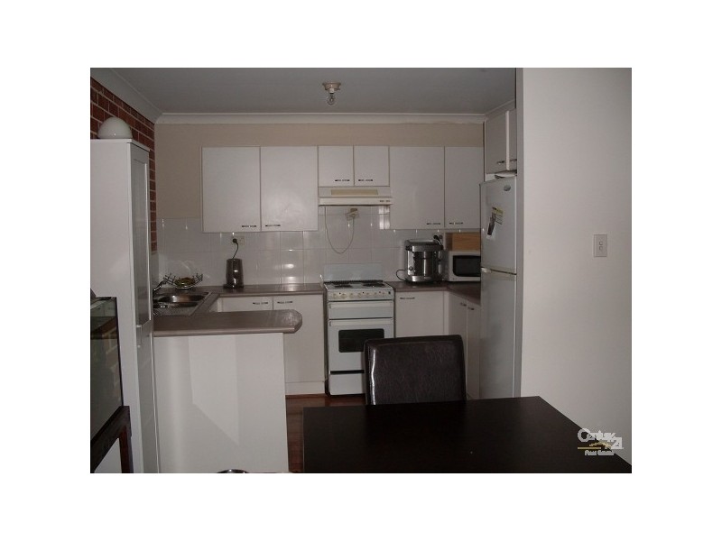 2/19 Tharkinna Close, Cranebrook NSW 2749