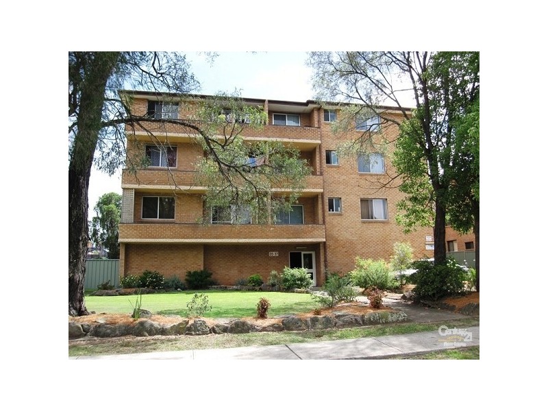 3/35-37  Rodgers Street, Kingswood NSW 2747