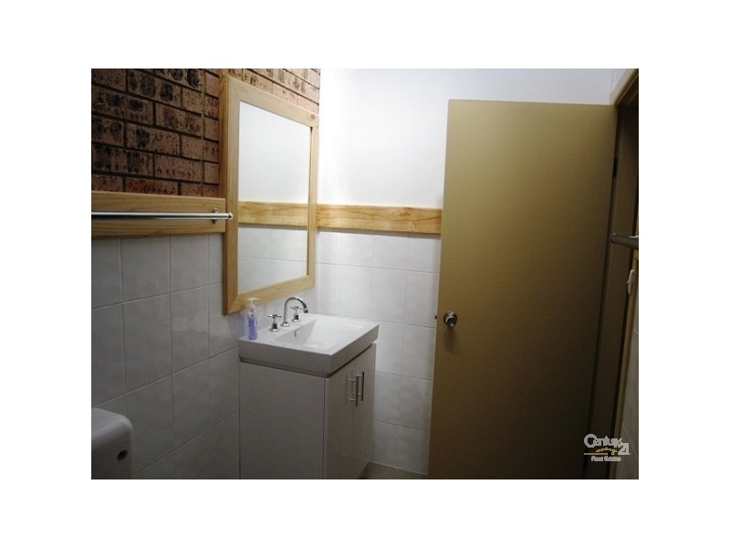 2/330 Jamison Road, Penrith NSW 2750