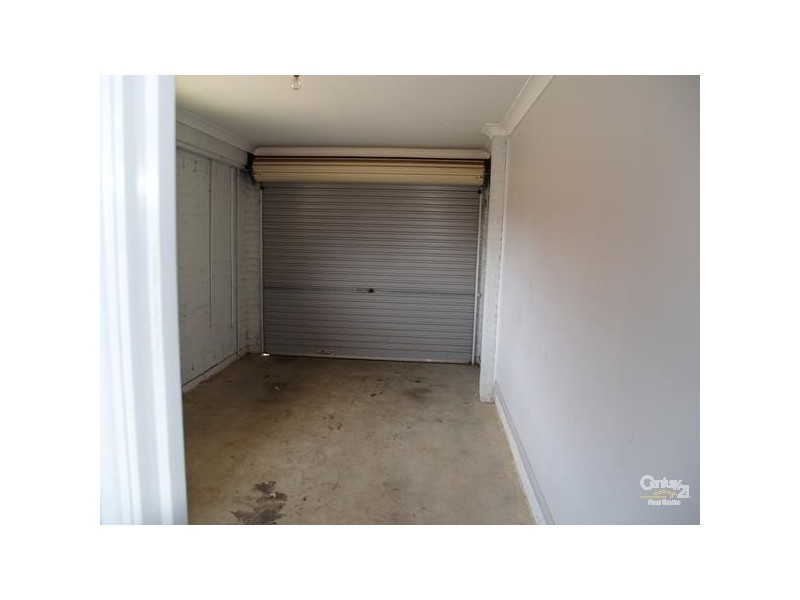 4 Lang Place, Glenmore Park NSW 2745