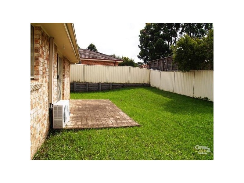 4 Lang Place, Glenmore Park NSW 2745