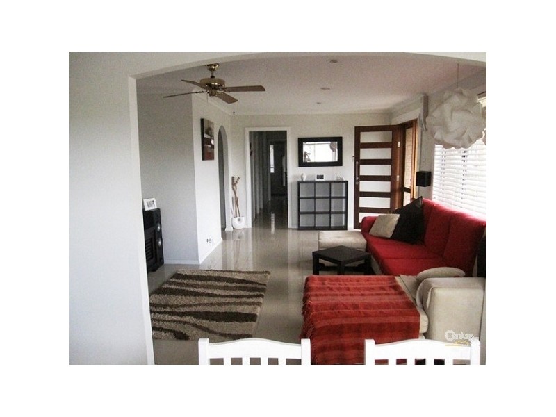 6 Dianella Place, Orchard Hills NSW 2748