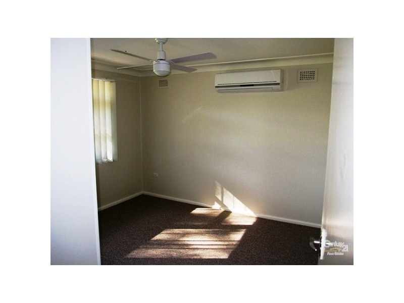 12 Cheltenham Avenue, Cambridge Park NSW 2747