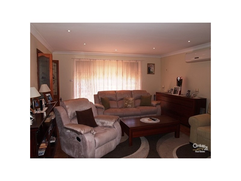 16 Christie Street, South Penrith NSW 2750