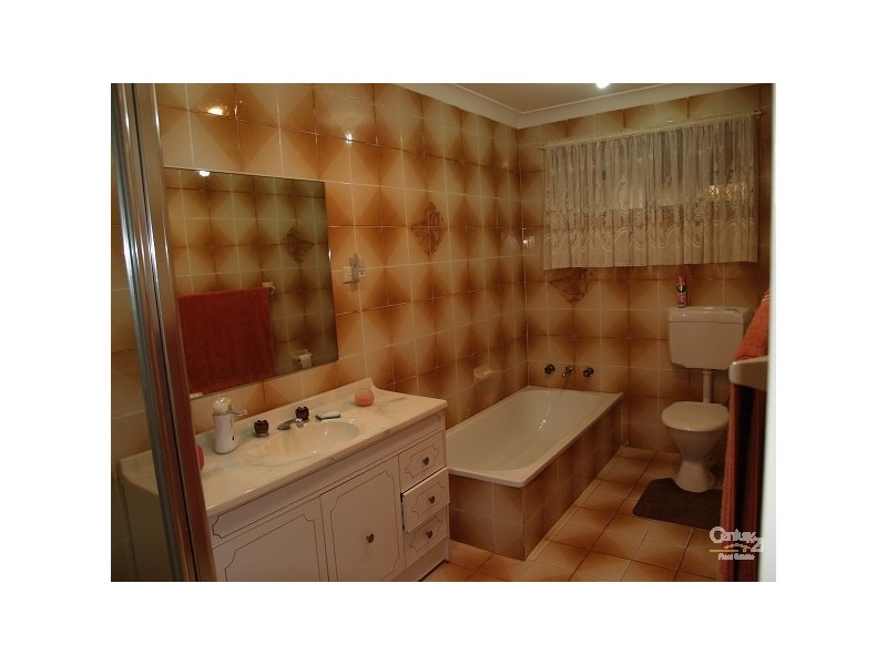 16 Christie Street, South Penrith NSW 2750