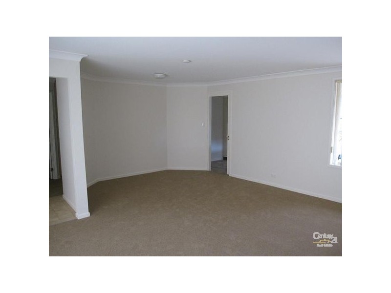 35 Andromeda Drive, Cranebrook NSW 2749