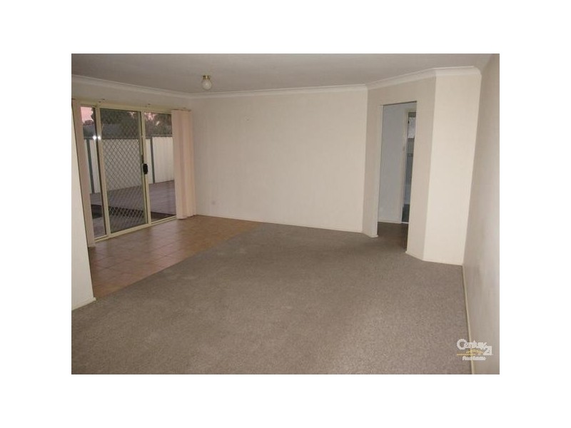 2/72 Brisbane Street, Oxley Park NSW 2760