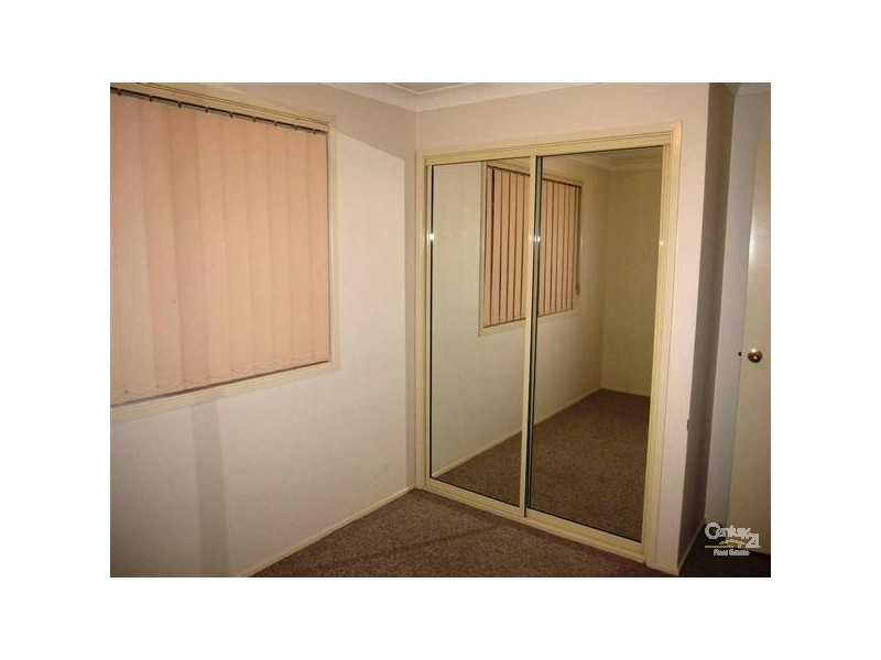 2/72 Brisbane Street, Oxley Park NSW 2760