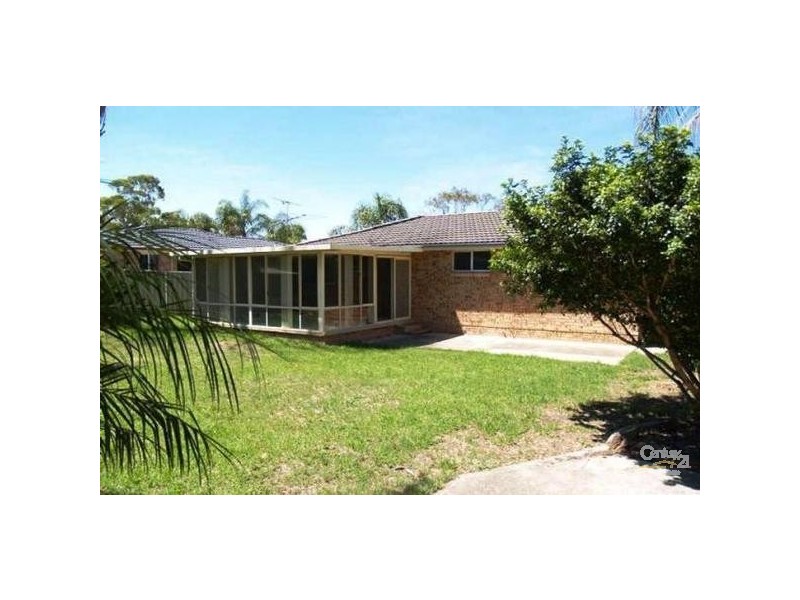 2 Pioneer Grove, Werrington Downs NSW 2747