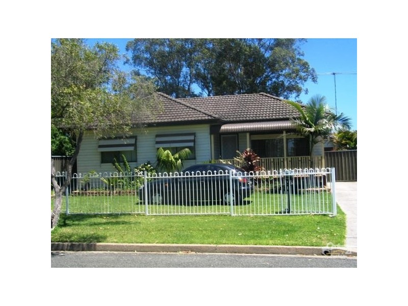19 Barry Street, Cambridge Park NSW 2747