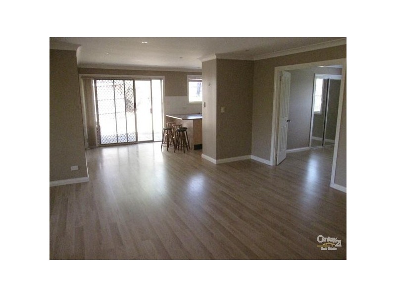 9/41 Regentville Road, Glenmore Park NSW 2745