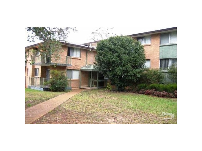 10/14 Santley Crescent, Kingswood NSW 2747